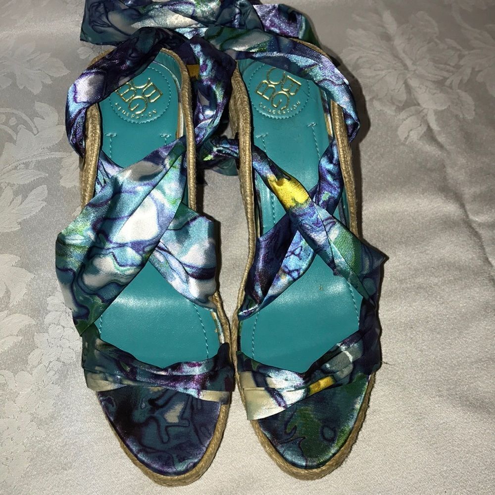 BCBG Generation wedge wrap satin shoe ballet Sz 8B FIRM on PRICE